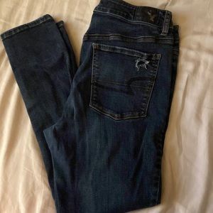 American eagle 🦅 distressed skinny jeans